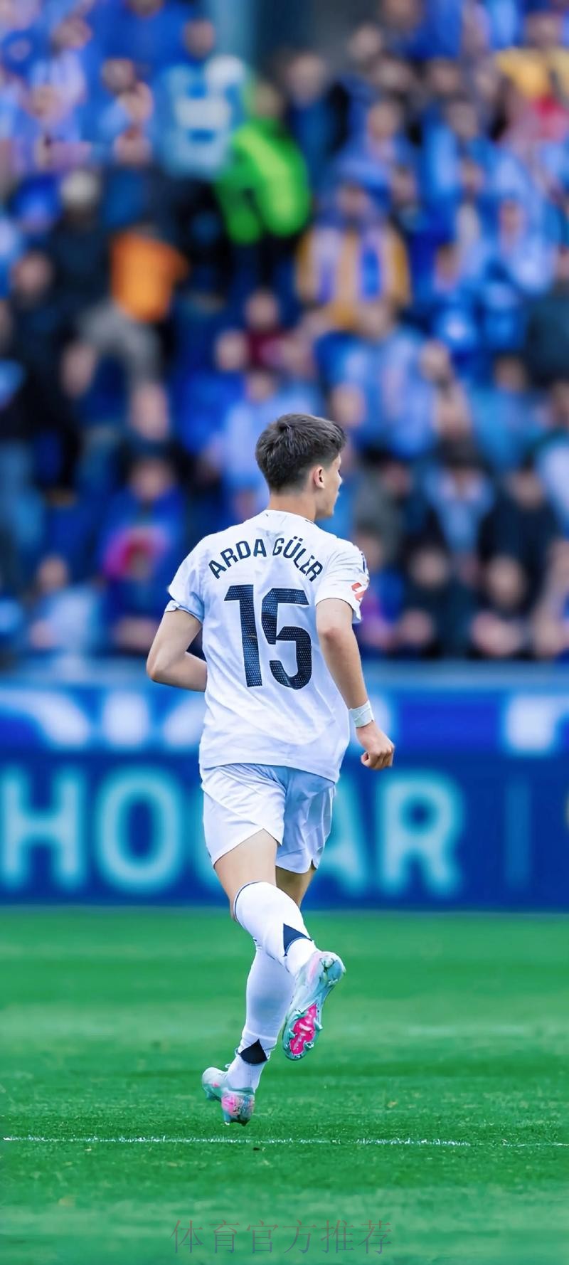 西媒:卡马文加不喜欢踢左后卫 皇马高层也不喜欢